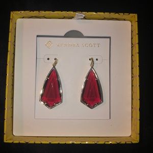 Kendra Scott Carla berry colored earrings